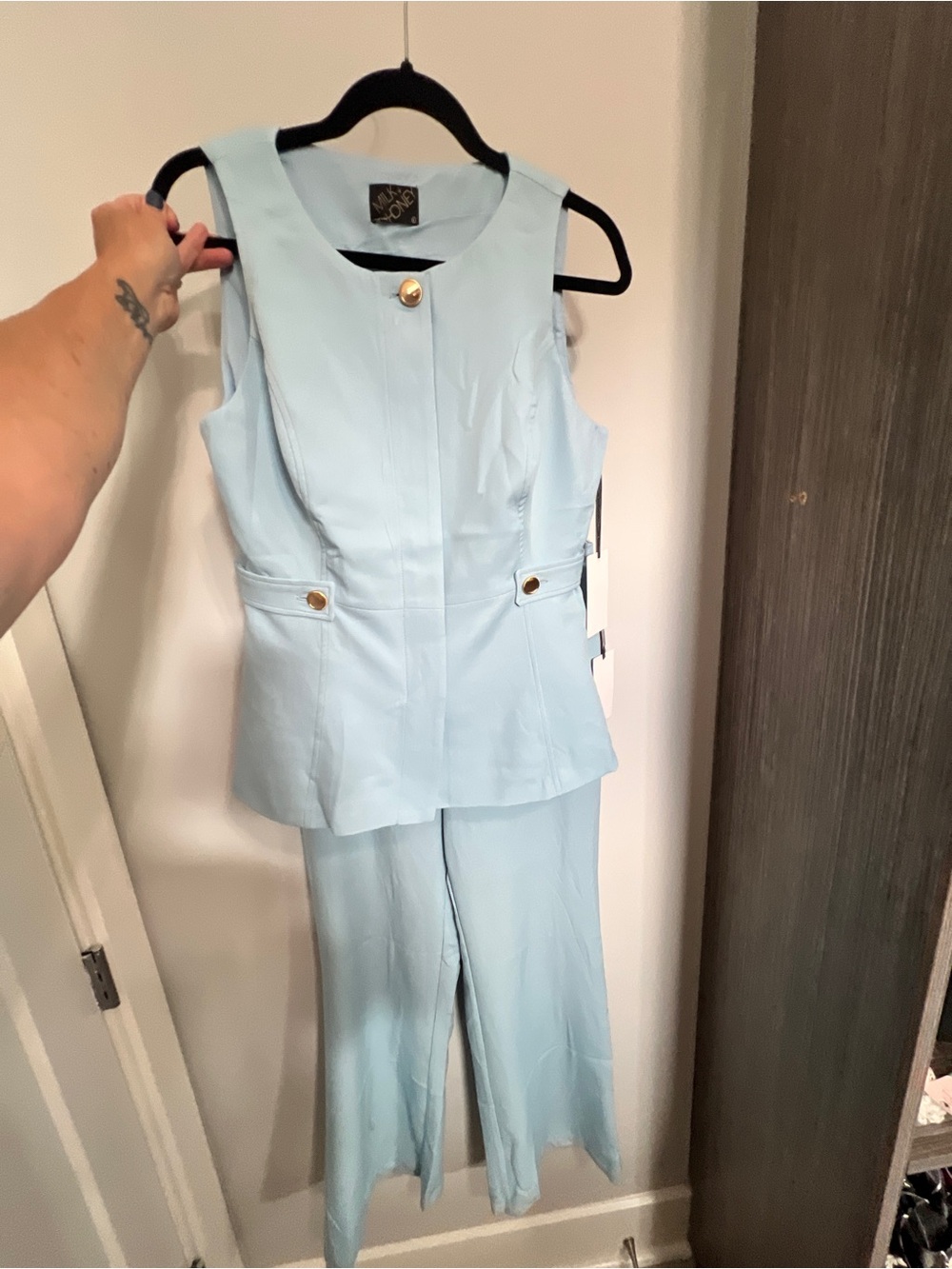 Light Blue Women's Two-Piece Sleeveless Top & Pants Set Size L NWT